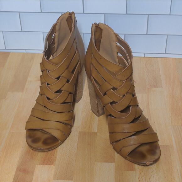 Dolce by Mojo Moxy Dakota Strappy Heeled Sandals Open Toe Back Zip Cognac 9M - Picture 1 of 16